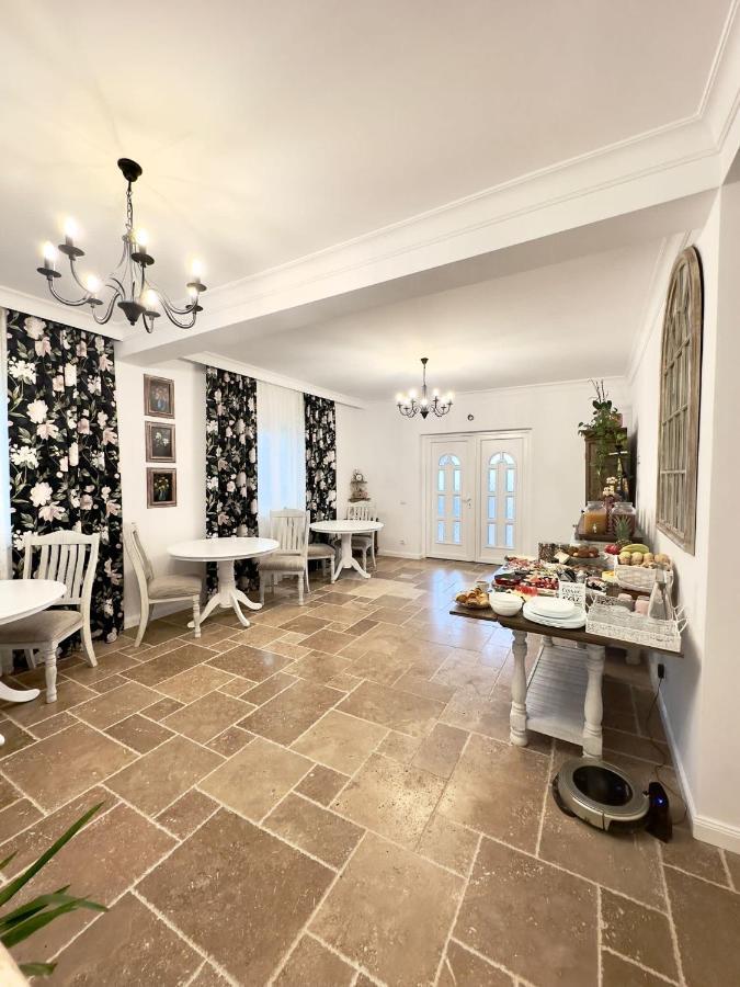 Bed and Breakfast Alma Rezidence Турда Экстерьер фото
